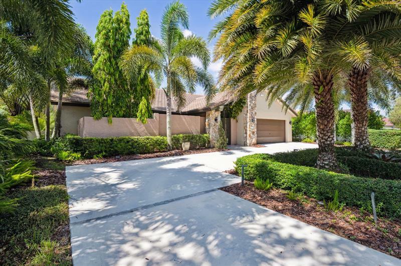 Property Photo: 9700 NW 10th St FL 33322