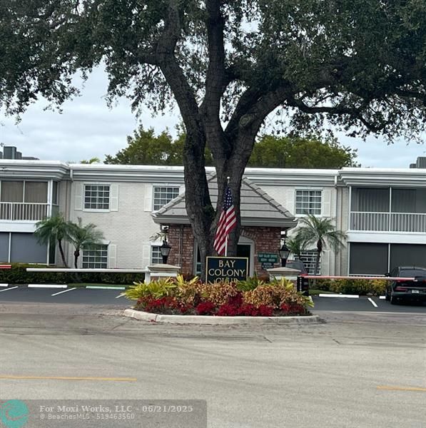 6447 Bay Club Dr 2  Fort Lauderdale FL 33308 photo