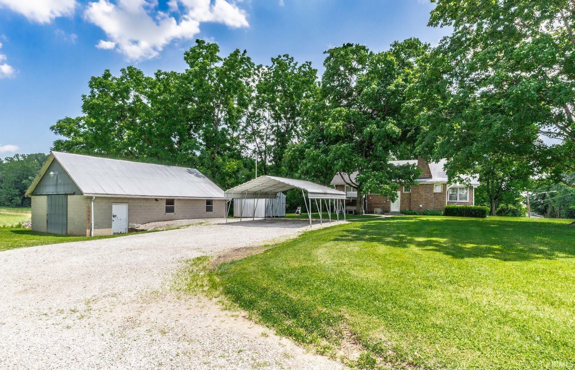 Property Photo: 3721 Claremont Avenue IN 47712