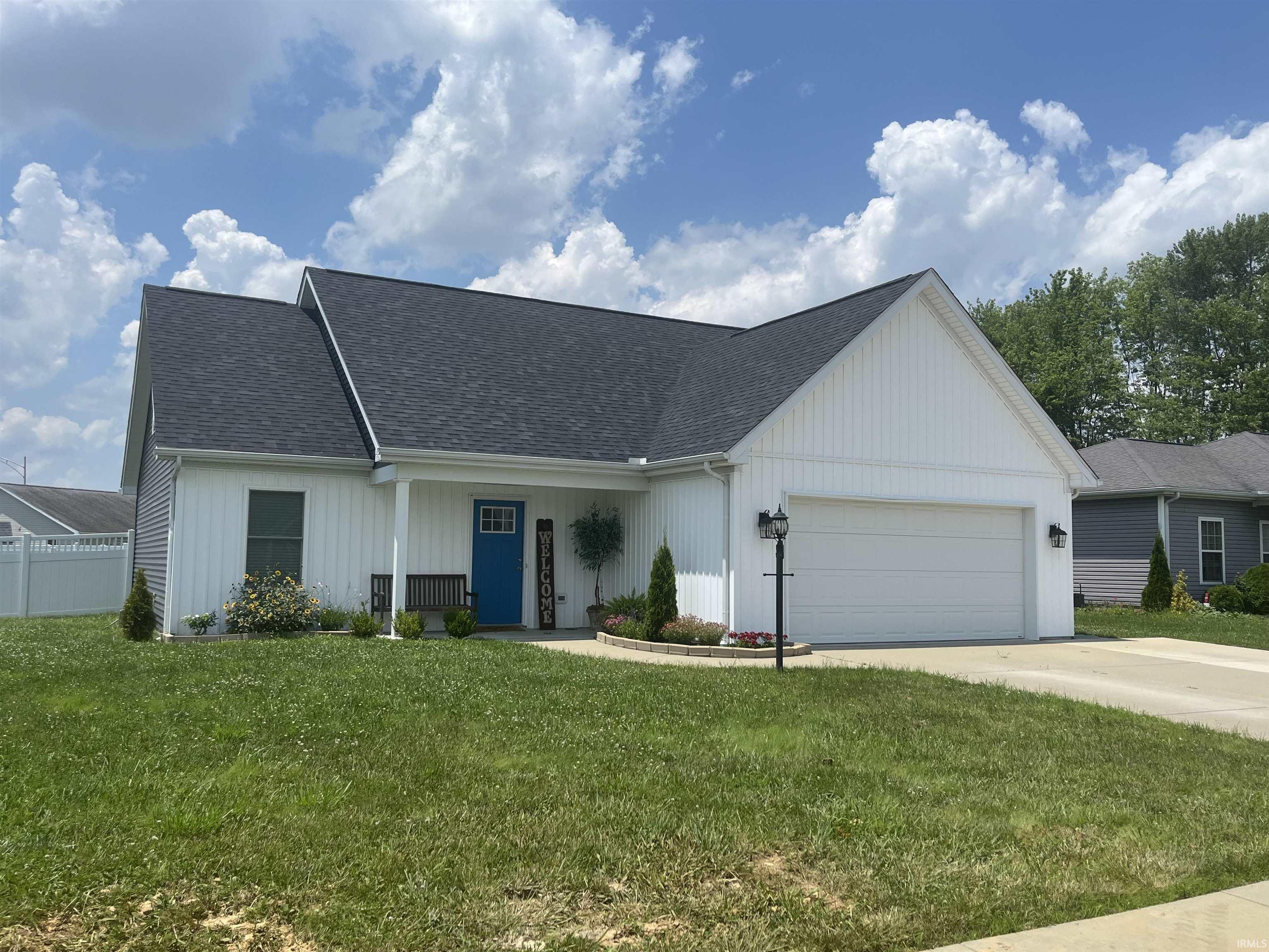 Property Photo: 364 Wabash Circle IN 47610-9387