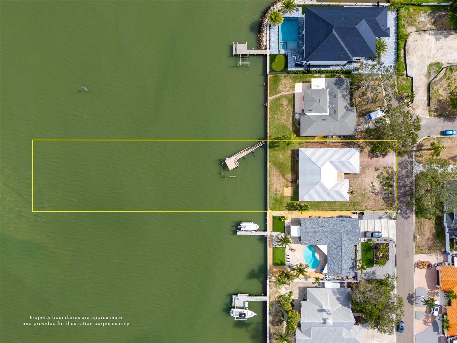 Property Photo:  3290 Sunset Drive N  FL 33710 
