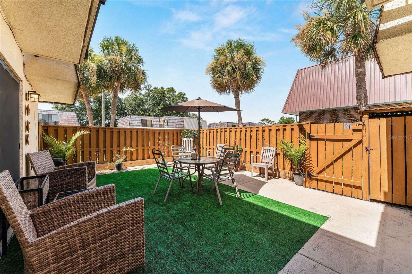 Property Photo: 2920 Poplar Avenue FL 34748