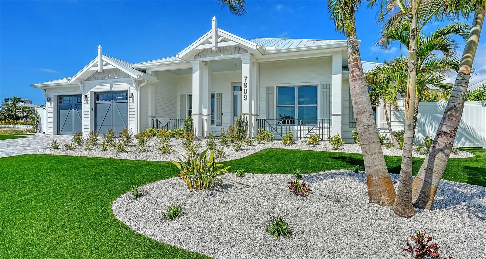 Property Photo: 8009 20th Place W FL 34209