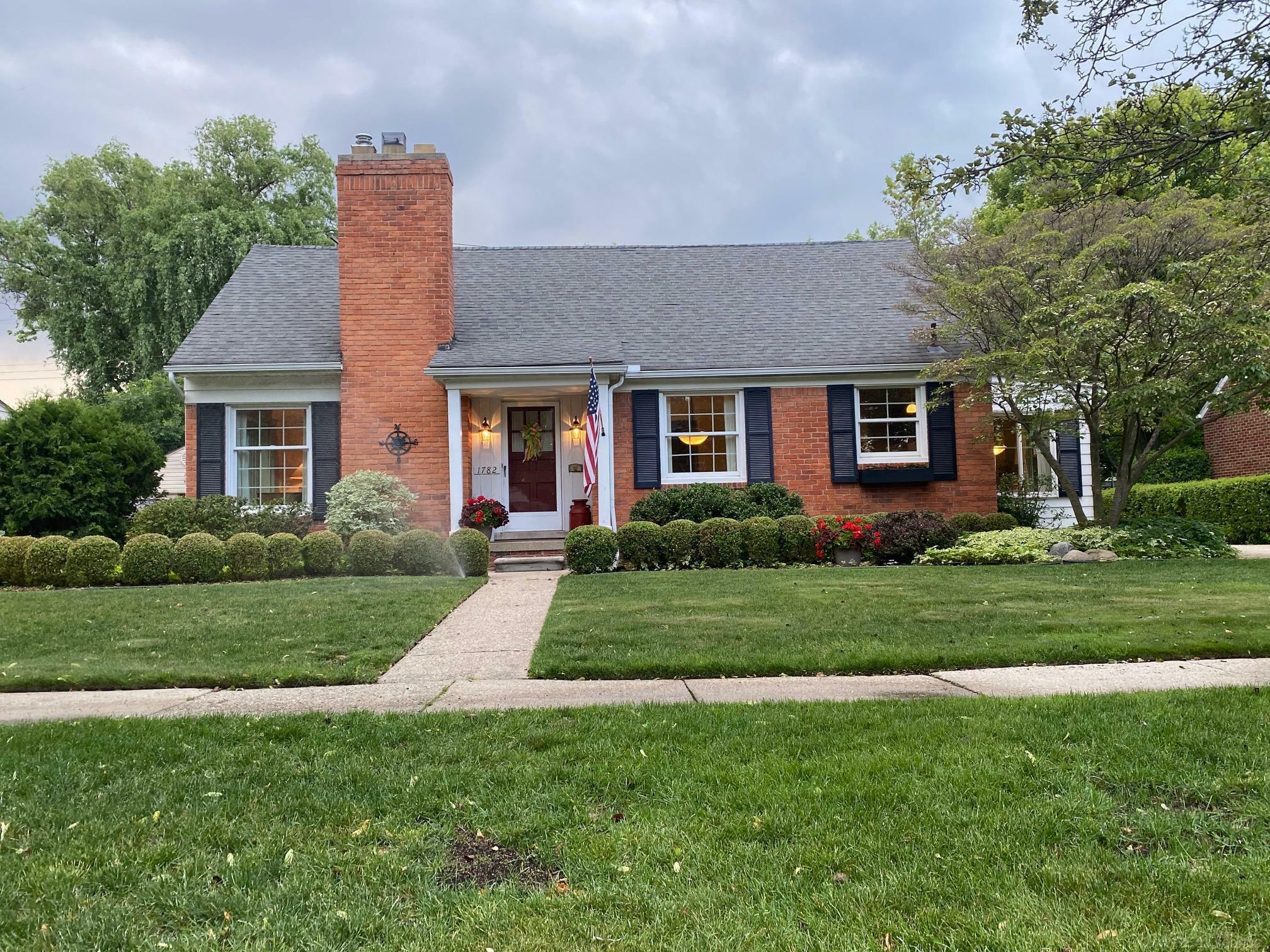 Property Photo: 1782 Hollywood Street MI 48236