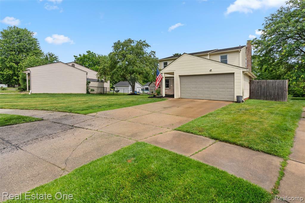 Property Photo: 16281 Touraine Drive MI 48038 4516