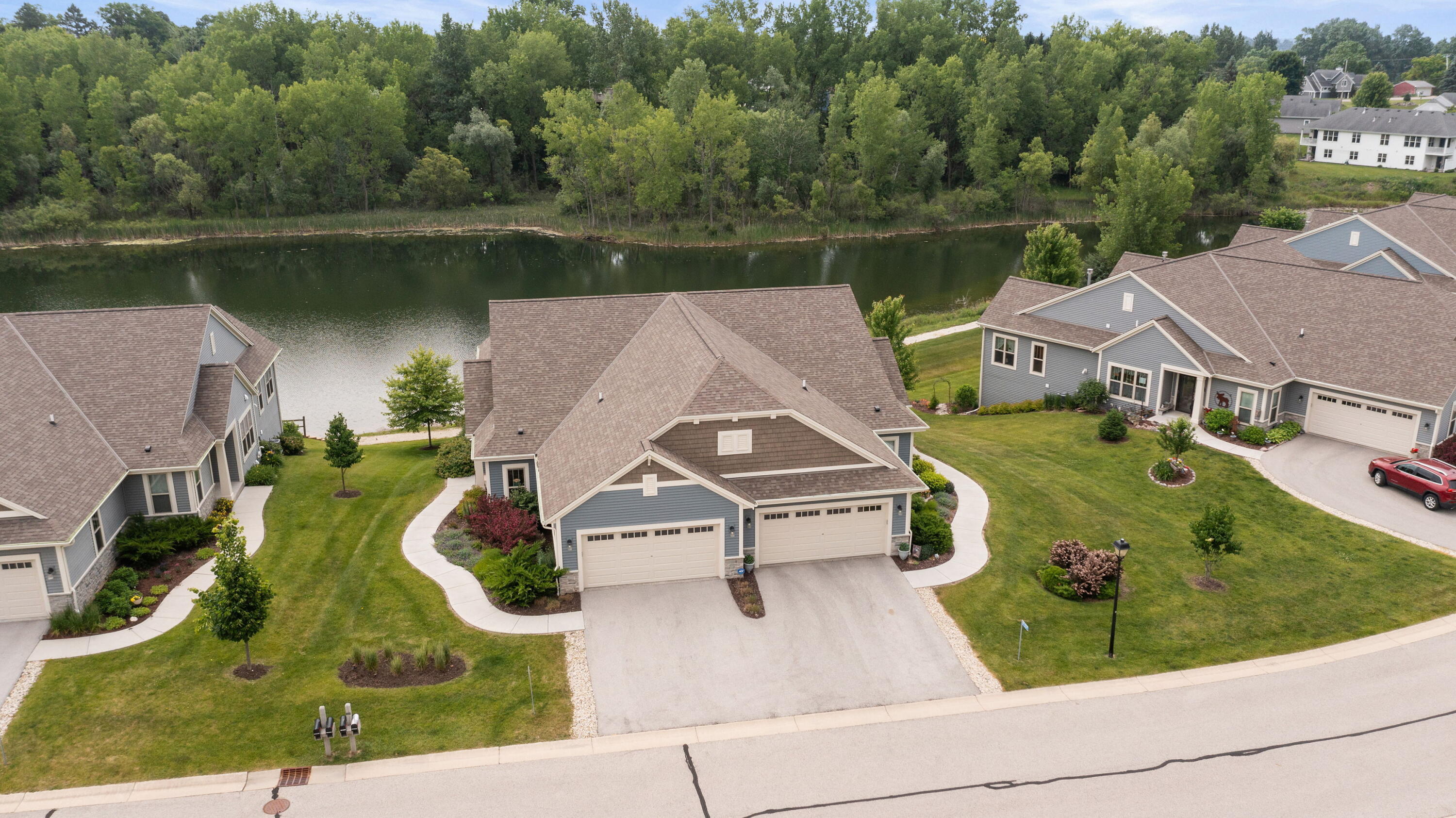 Property Photo: N55w35141 Coastal Ave WI 53066