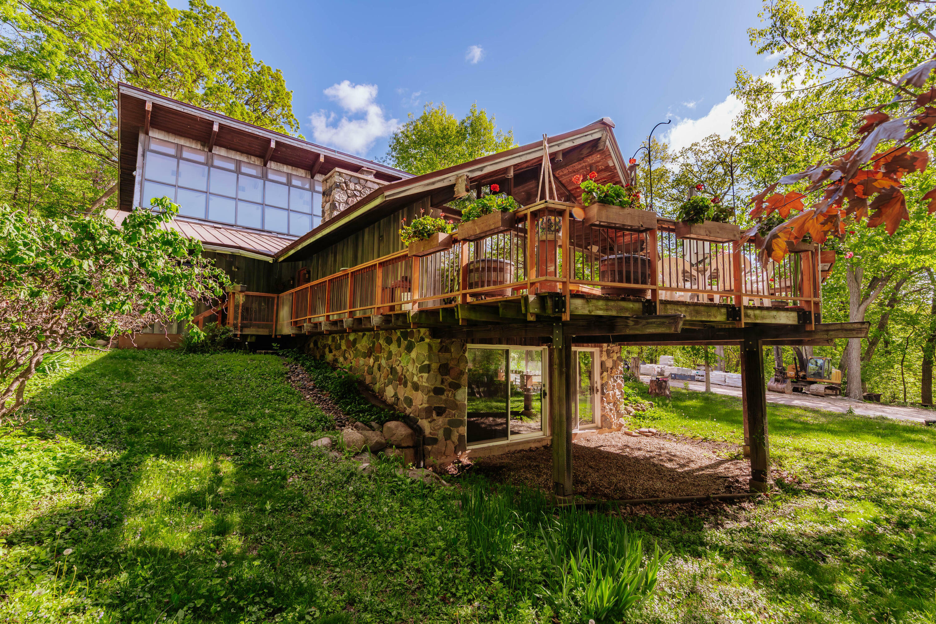 Property Photo:  W296n2978 Franciscan Rd  WI 53072 