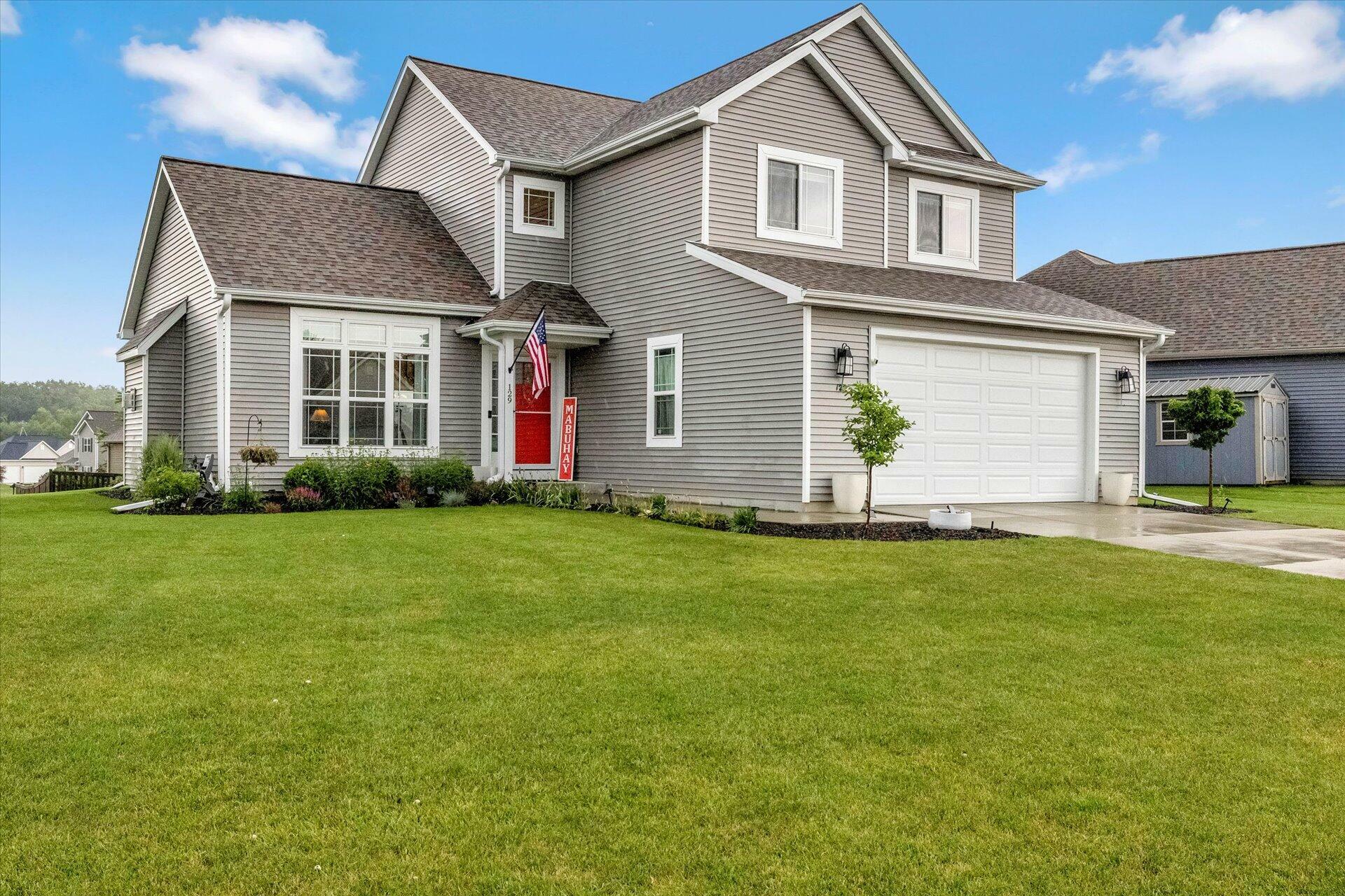 129 N Wild Flower Ln  Elkhorn WI 53121 photo