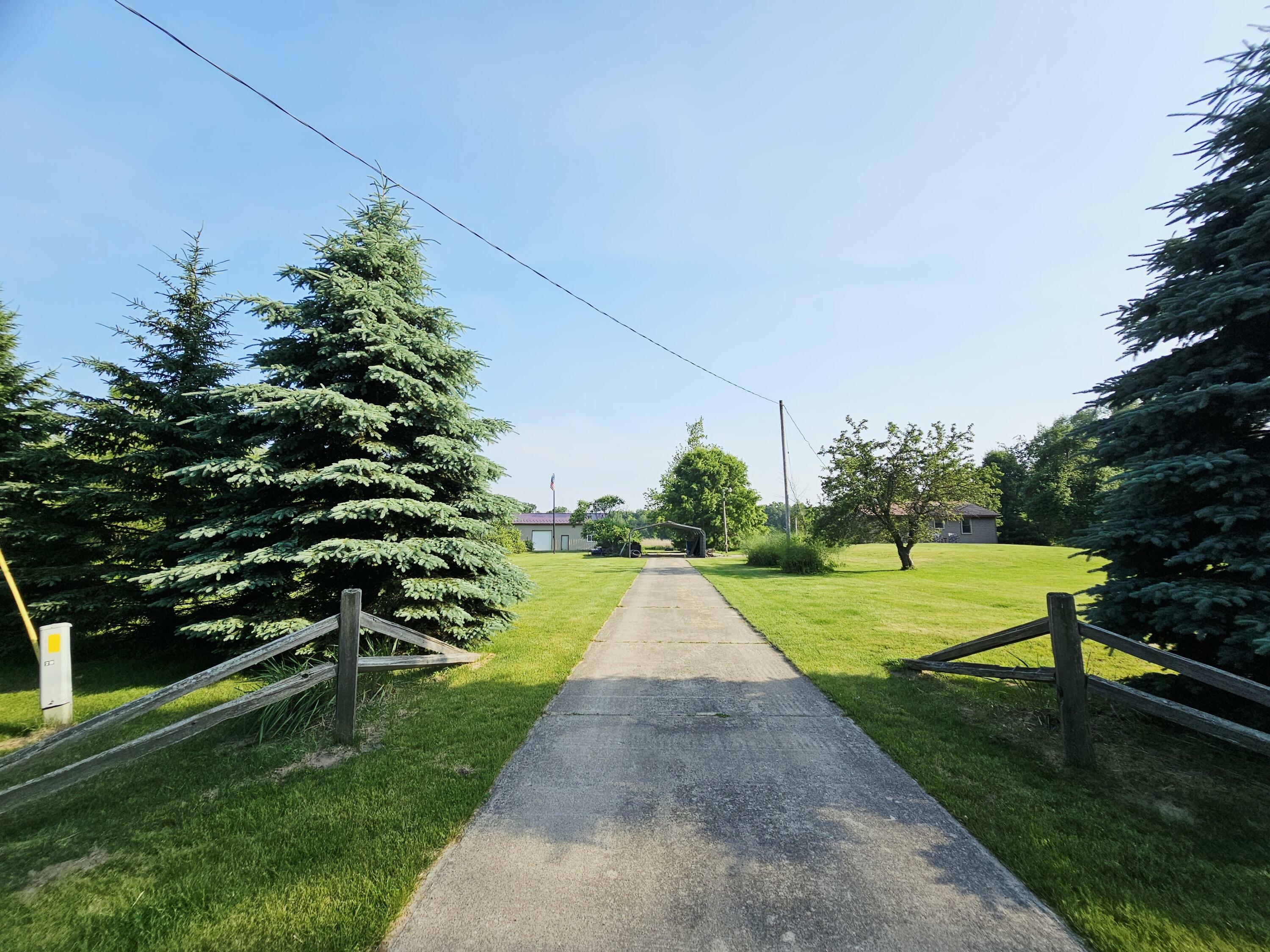 Property Photo: 9159-B Moreland Road MI 49249