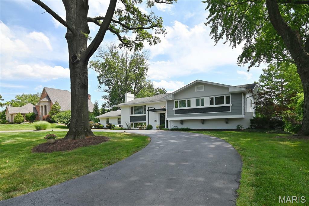Property Photo: 108 Pebble Acres Drive MO 63141