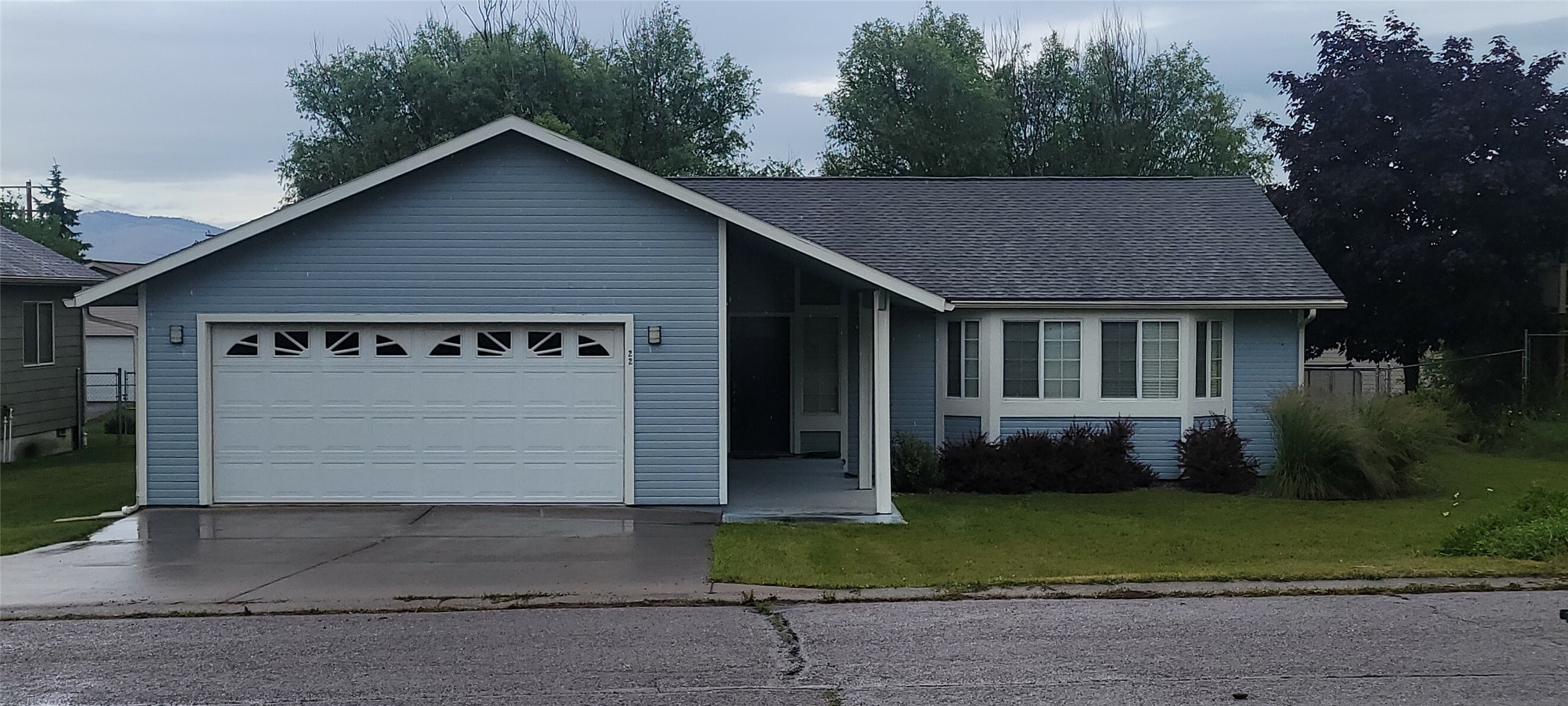 Property Photo: 22 B Avenue MT 59860