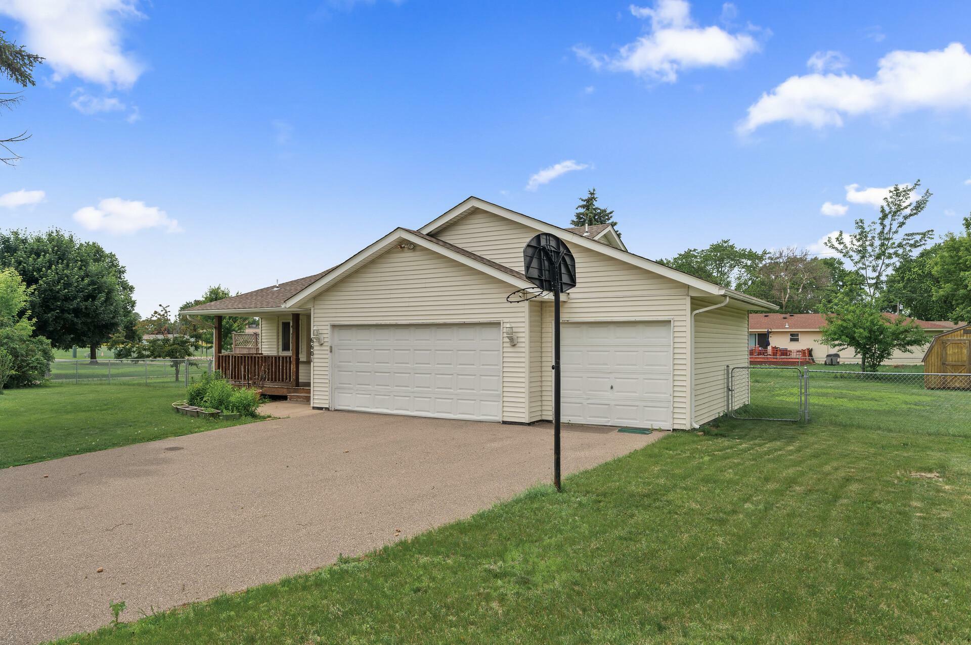 Property Photo: 6601 Bryant Avenue N MN 55430