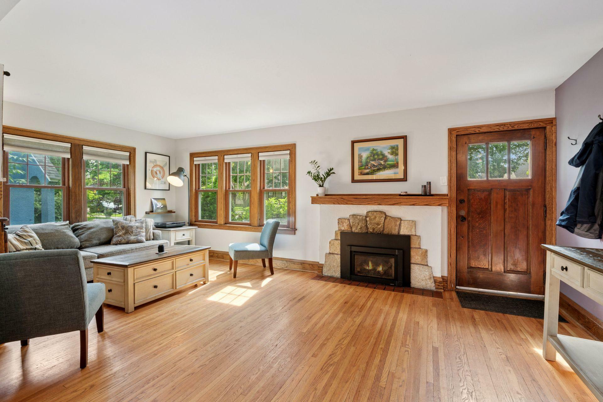 Property Photo: 5105 35th Avenue S MN 55417
