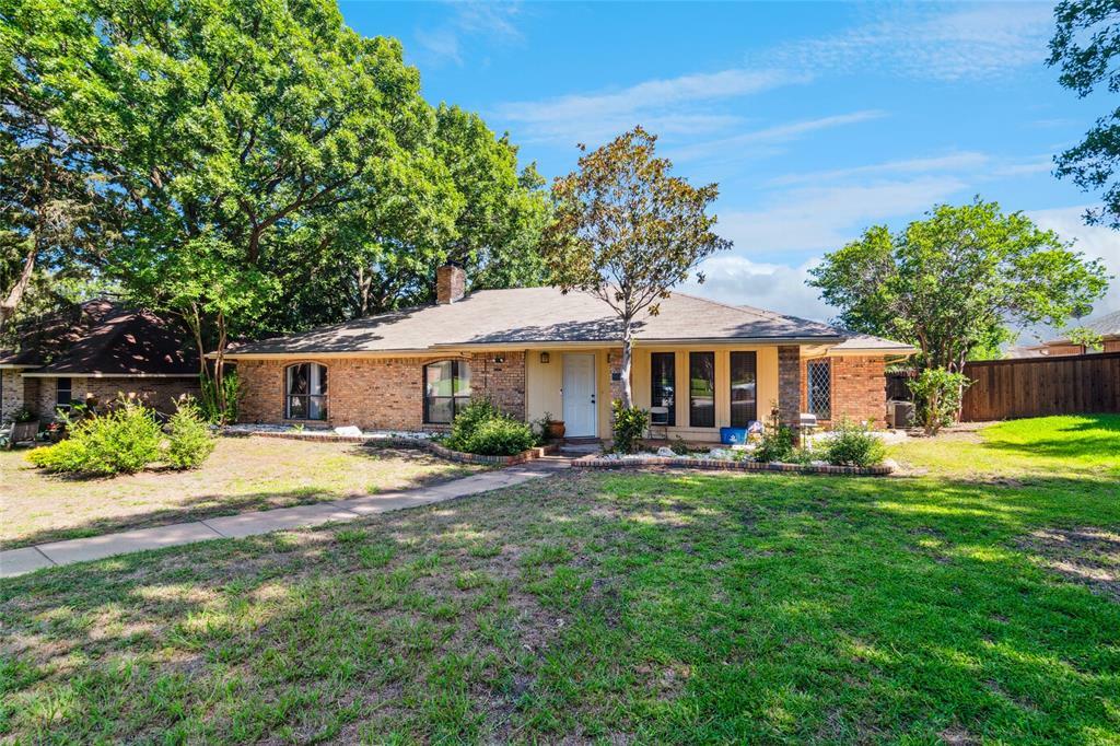 Property Photo: 1214 Fawn Ridge Drive TX 75137