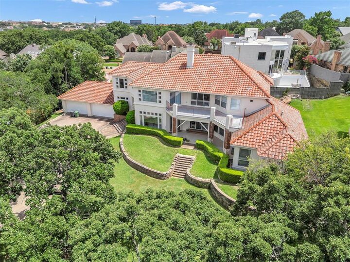 Property Photo:  2318 Stone Bridge Drive  TX 76006 