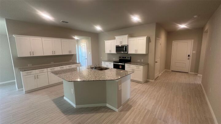 Property Photo:  356 Lubbock Drive  TX 76020