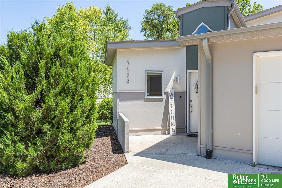 Property Photo: 3623 Clifton Court NE 68134