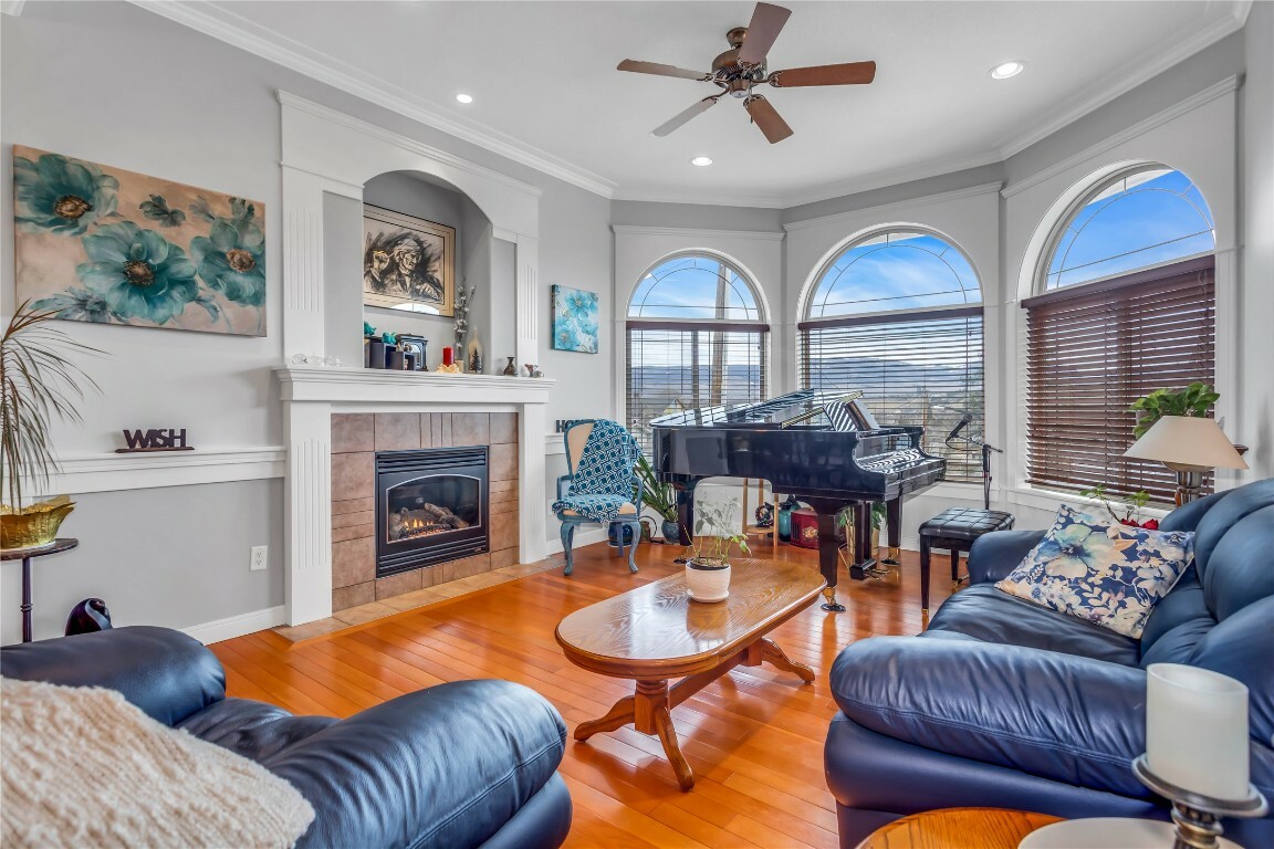 Property Photo: 334 Moubray Road BC V1V 1R5