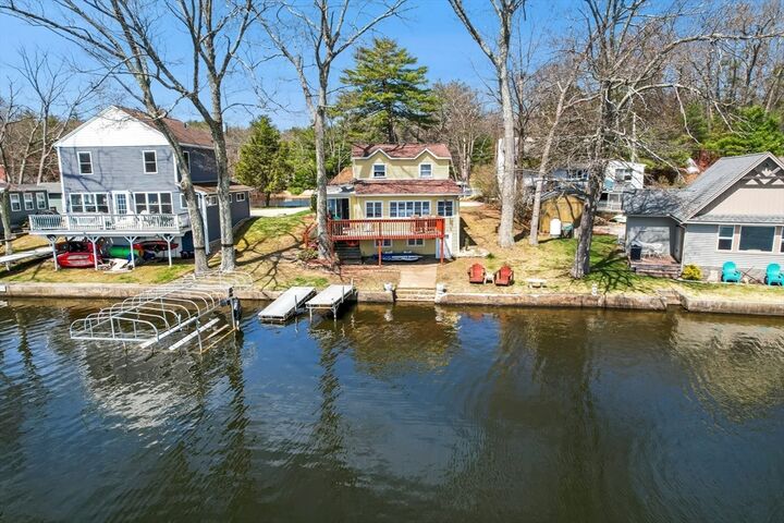 Property Photo: 6 Cedar Pond Dr MA 01566
