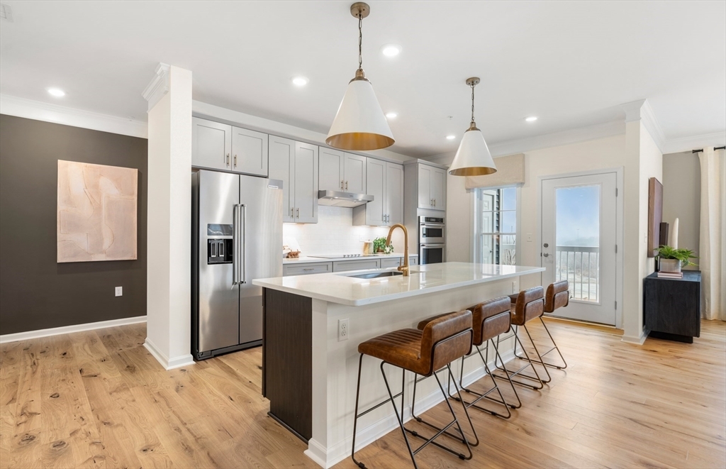Property Photo:  2 Stratton Drive 109  MA 01801 