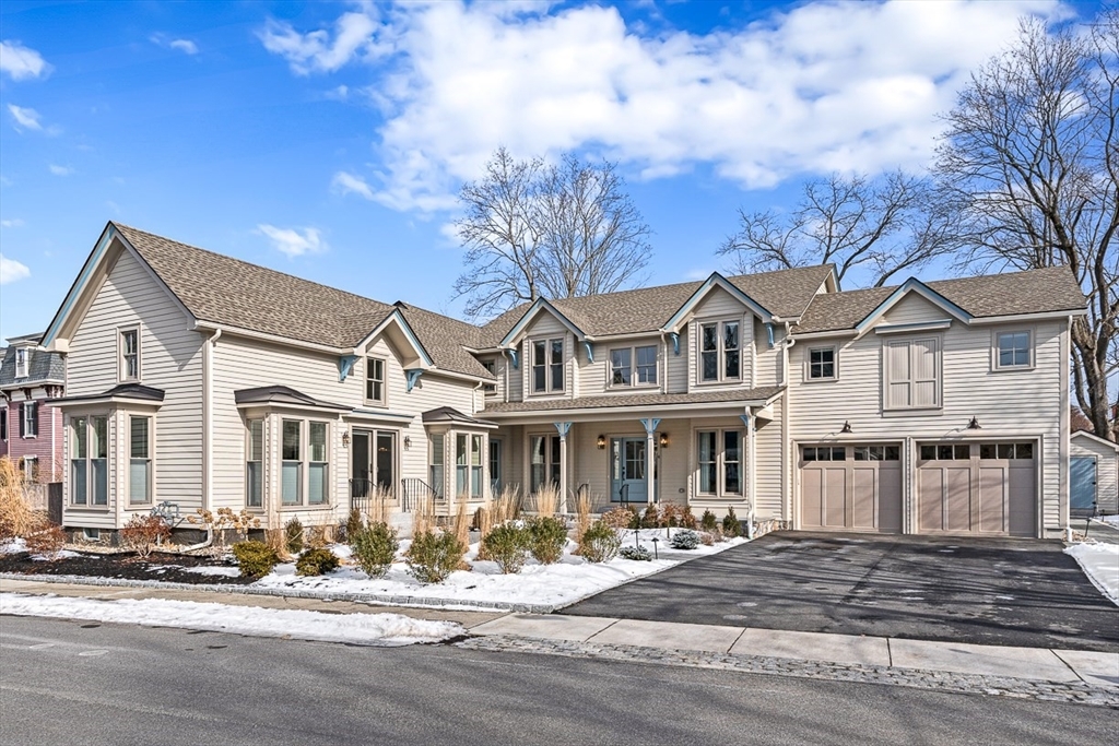 Property Photo: 4 Norwood St 4 MA 01890