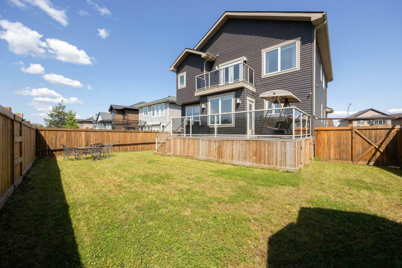 Property Photo: 485 Walnut Crescent AB T9K 0M9