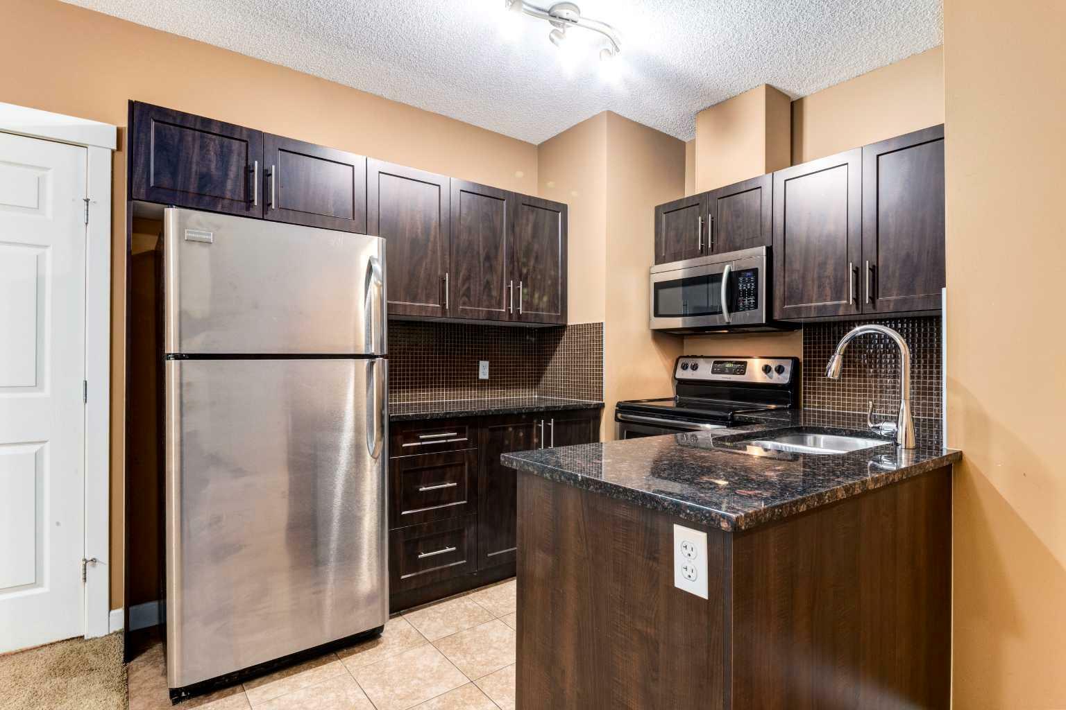 Property Photo:  325 3 Street SE 1107  AB T2G 0T9 