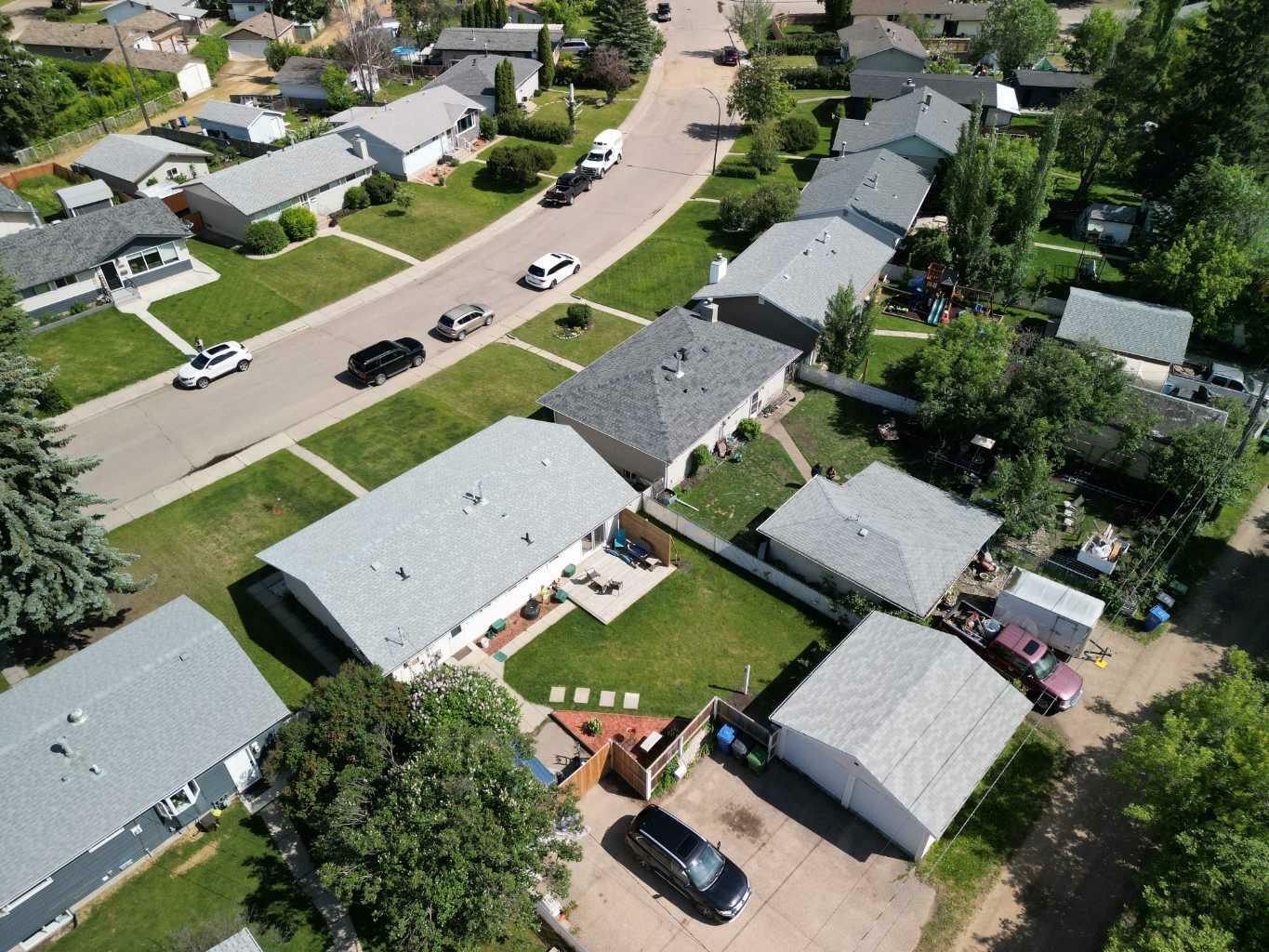 Photo de la propriété: 5910 West Park Crescent AB T4N 1G1