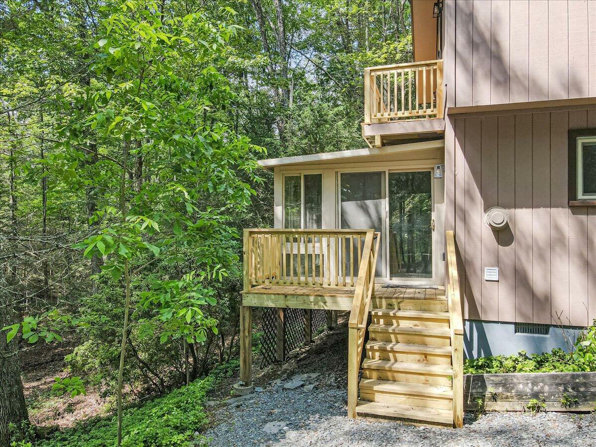 Property Photo: 169 Sportsmen Drive PA 18326