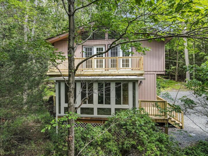 Property Photo:  169 Sportsmen Drive  PA 18326 