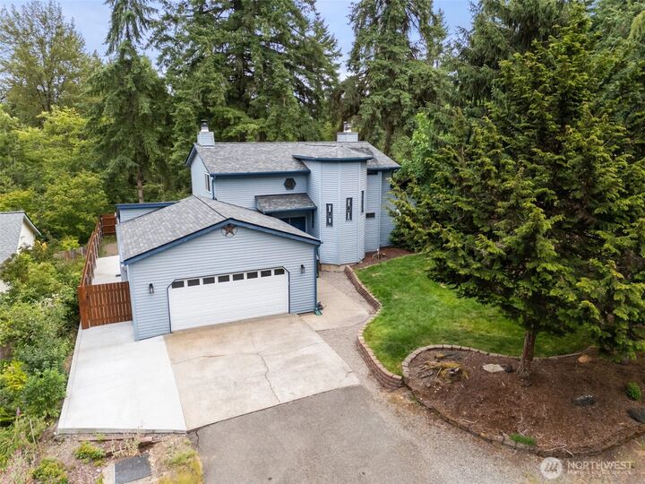 Property Photo:  8037  Incline Drive SE  WA 98513 