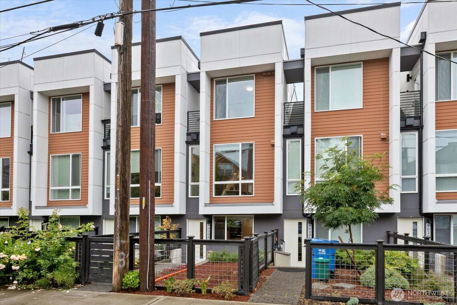 Property Photo: 9030 18th Avenue SW E WA 98106