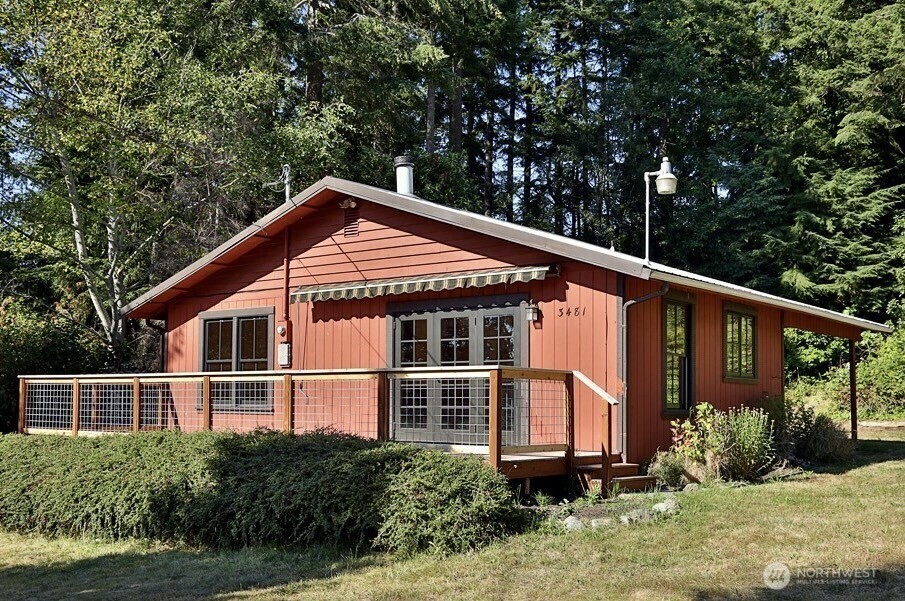 Property Photo: 3481 Holmes View Drive WA 98260