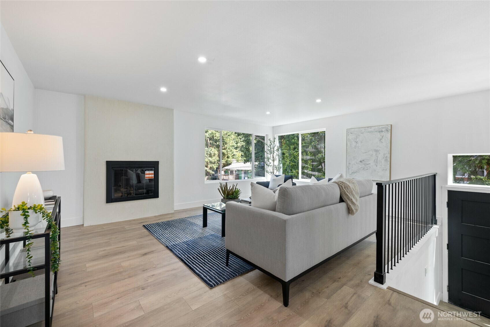 Property Photo:  824 SW 301st Pl  WA 98023 