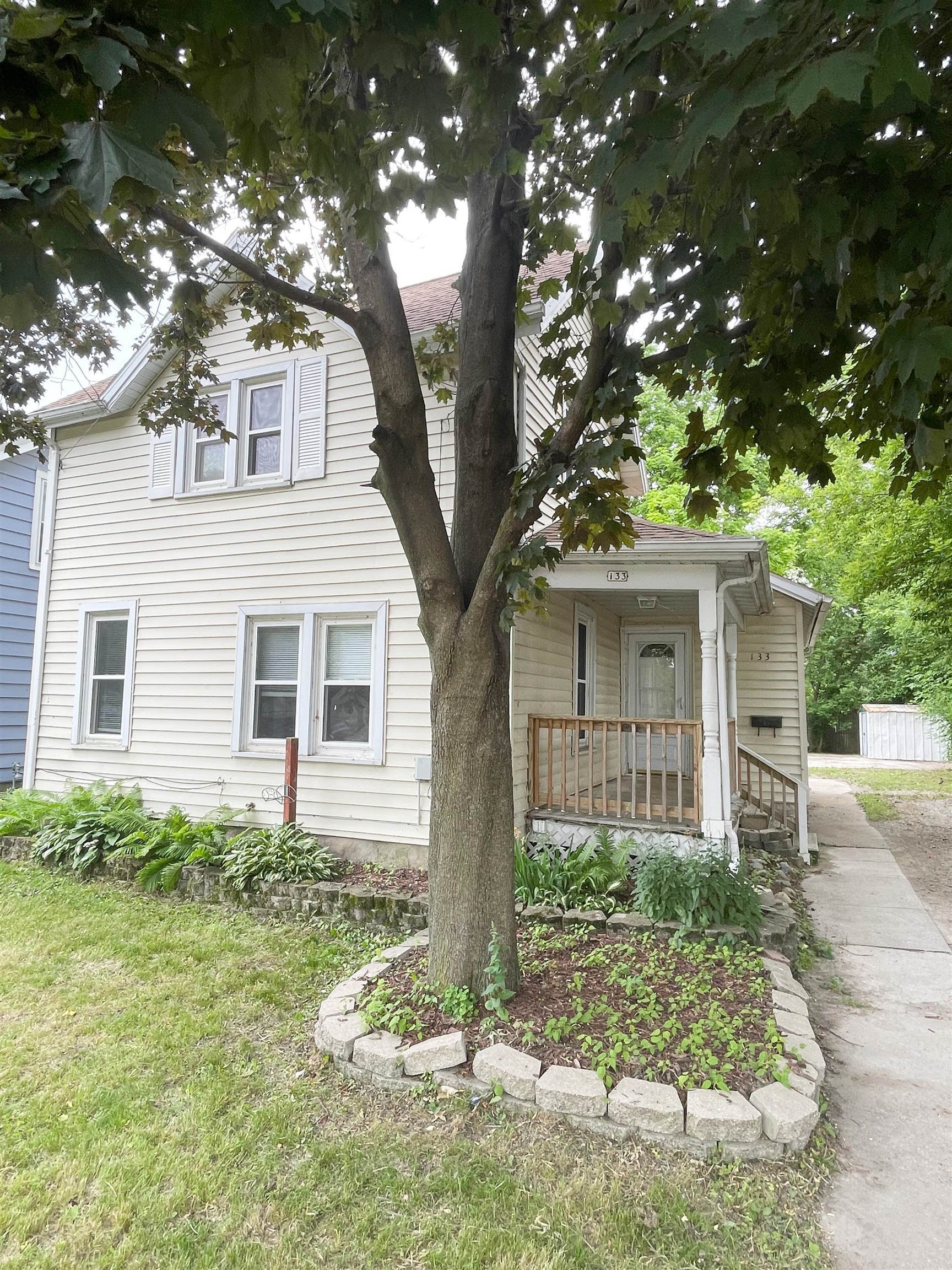 133 W 16th Avenue  Oshkosh WI 54902 photo