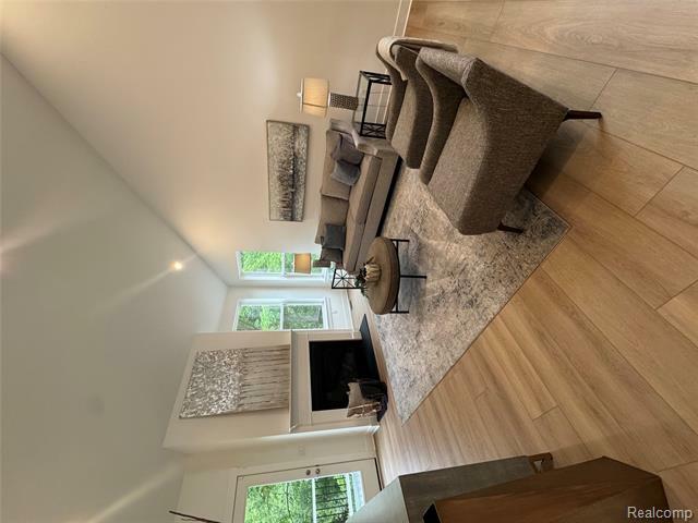 Property Photo:  5332 Trail Vista Dr  MI 48323 
