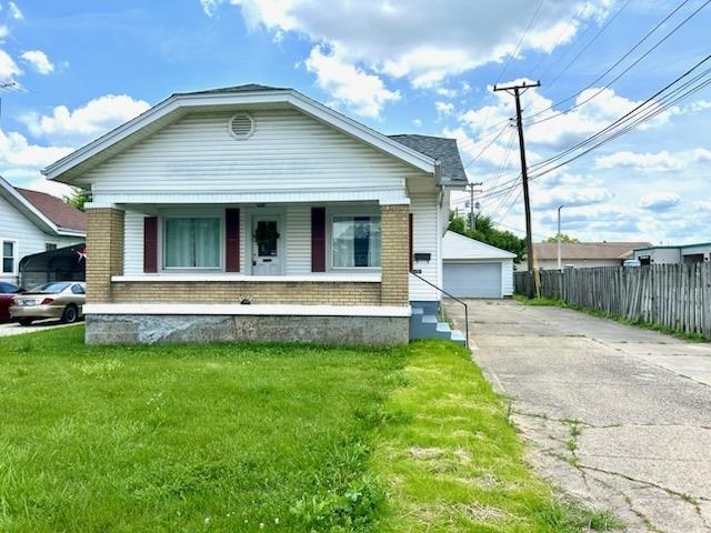 Property Photo: 715 W 30th Street IN 47331