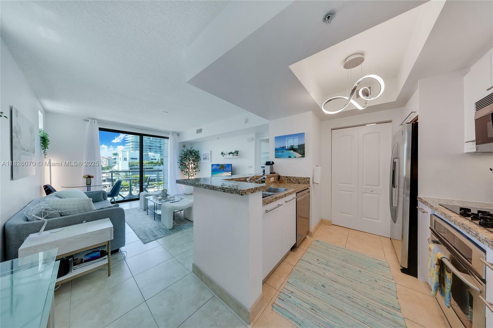 110 Washington Ave 1611  Miami Beach FL 33139 photo