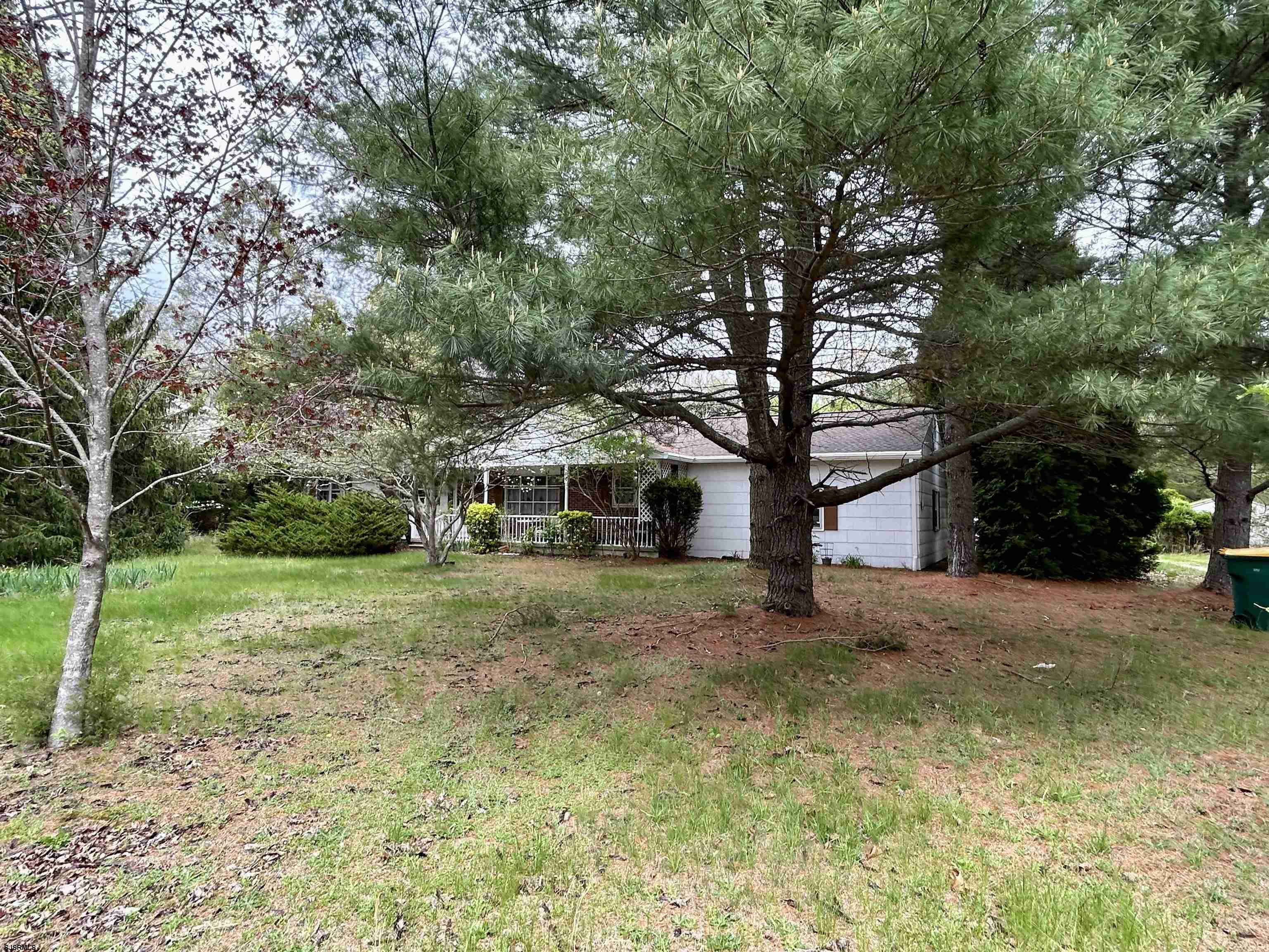 Property Photo: 733 W Duerer Street NJ 08215