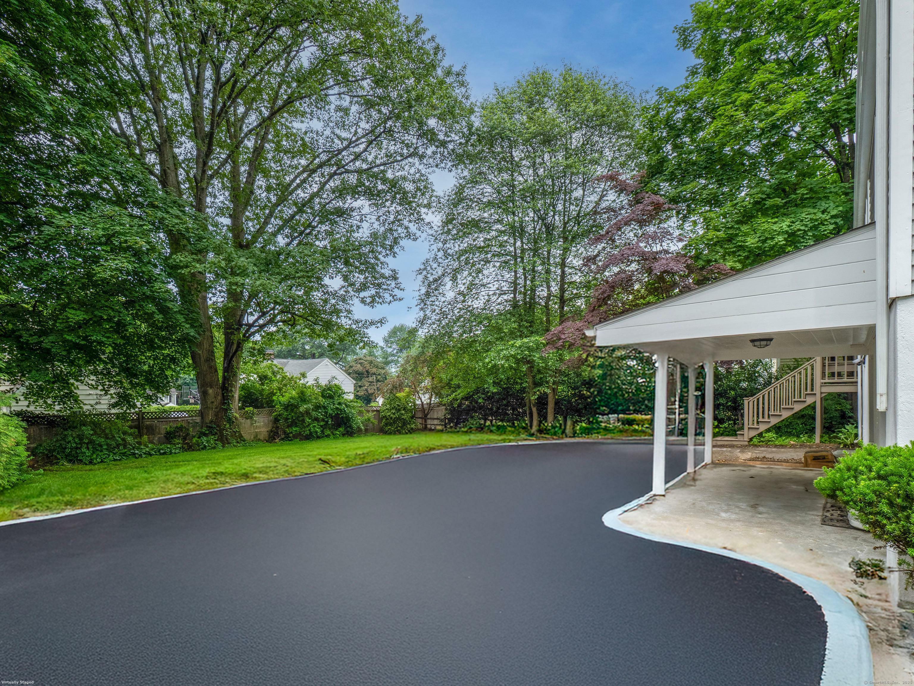 Property Photo: 8 Hillcrest Avenue CT 06820