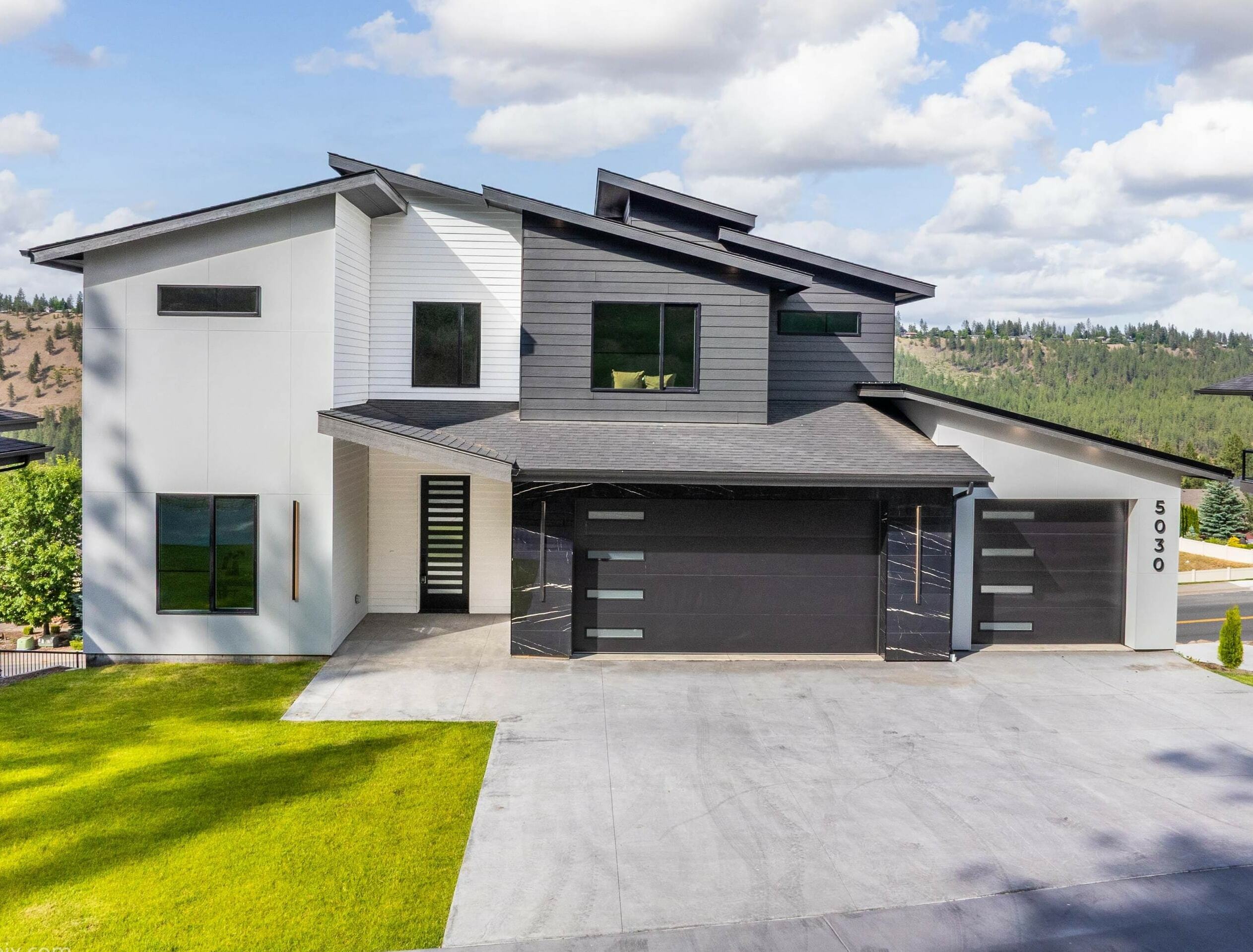 5030 S Lincoln Way  Spokane WA 99224 photo