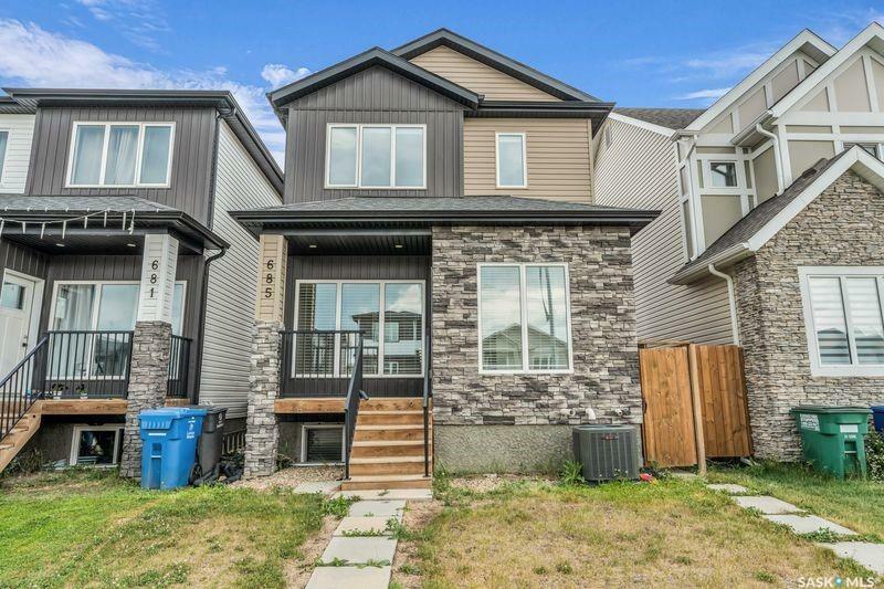 685 Feheregyhazi Boulevard  Saskatoon SK S7W 0Y3 photo
