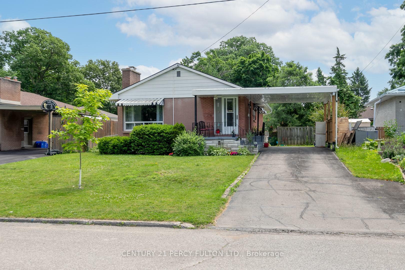 Property Photo: 12 Northwood Crescent ON K8N 1X5