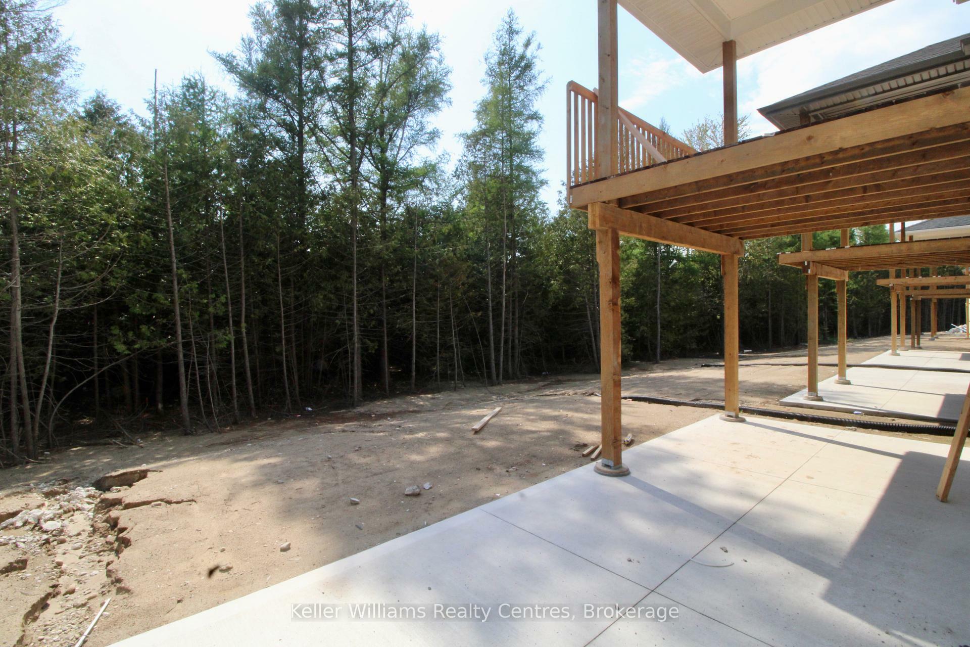 Property Photo: 616 25th Avenue ON N4N 3B8