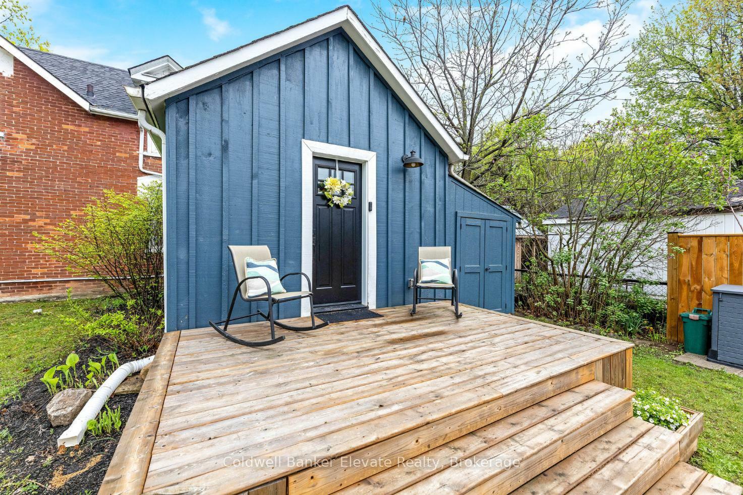 Property Photo:  243 Queen Street E  ON L7J 1P7 