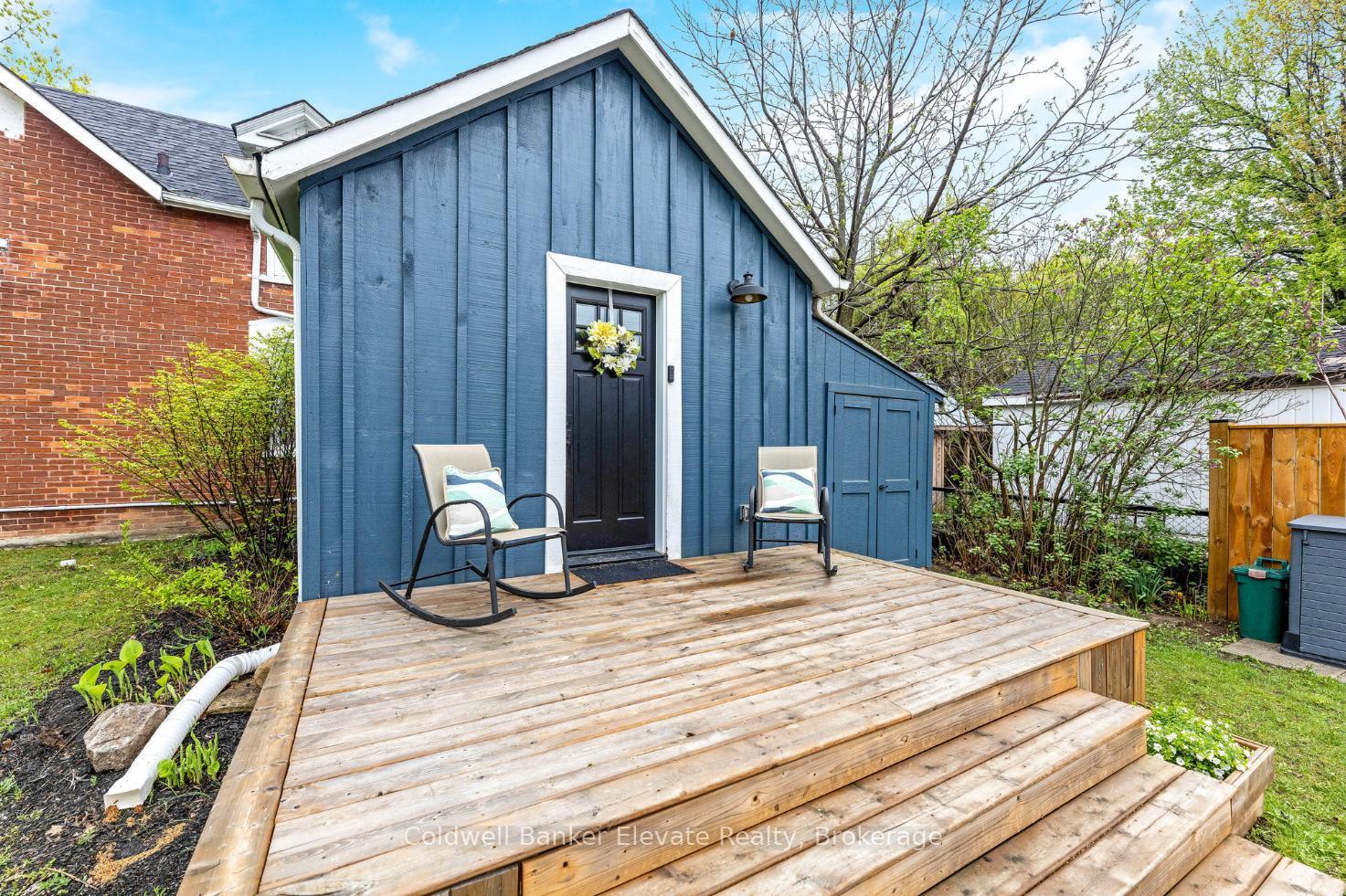 Photo de la propriété: 243 Queen Street E ON L7J 1P7