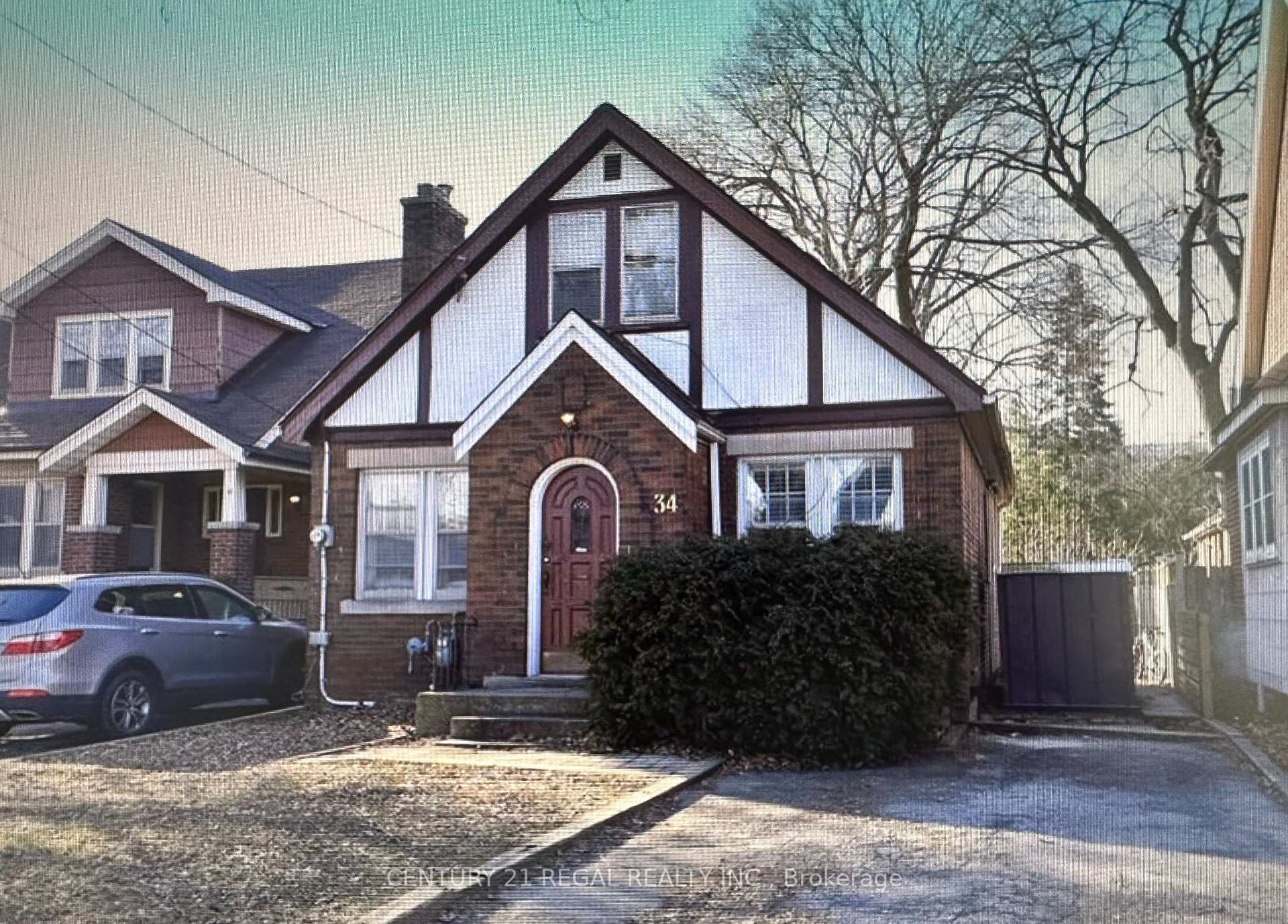 34 Dalewood Avenue  Hamilton ON L8S 1Y8 photo