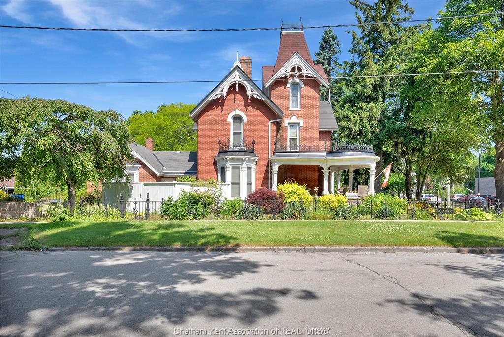 Property Photo: 41 Erie Street South ON N0P 2C0