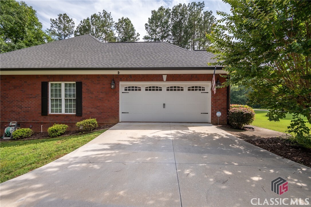 Property Photo: 65 Overlook Drive GA 30646