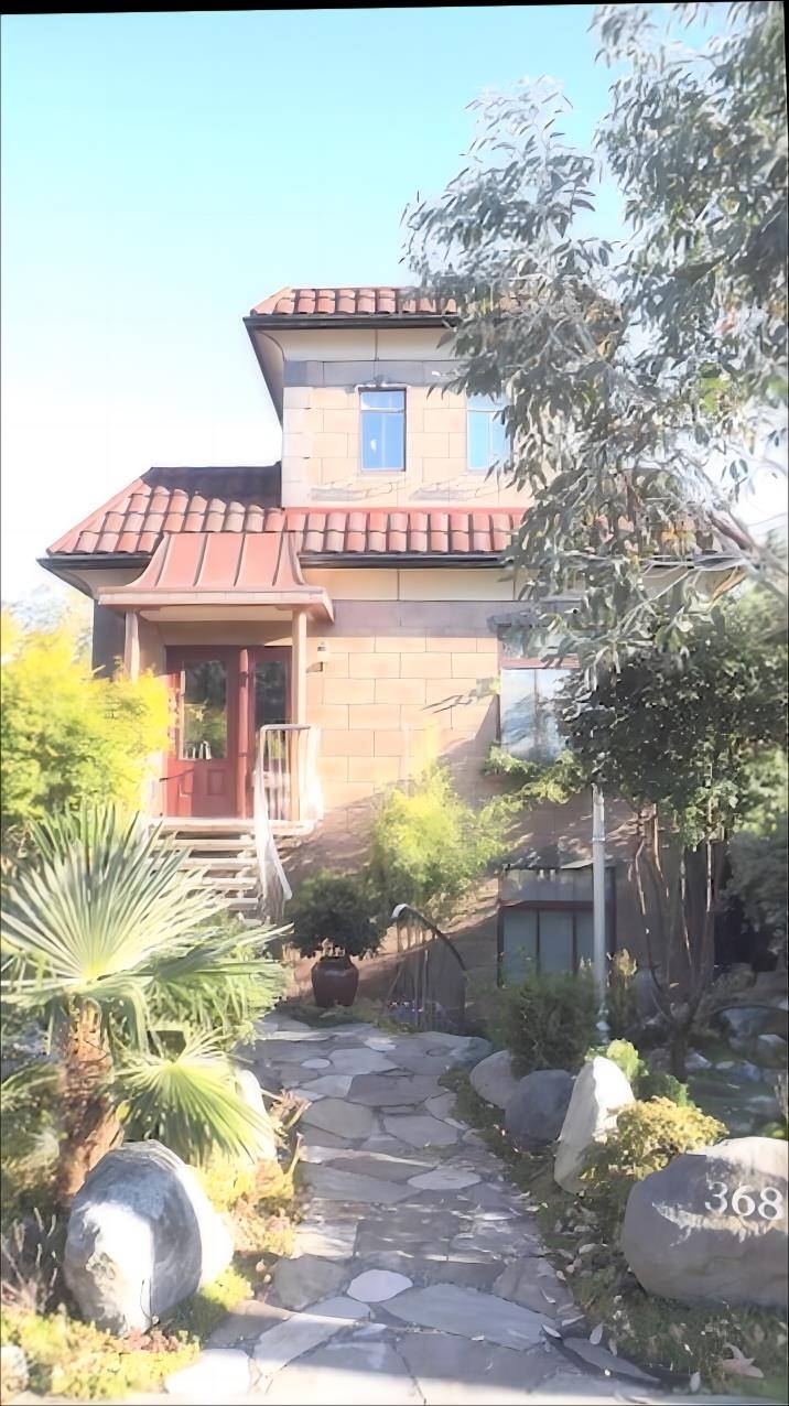 Property Photo: 368 E 33rd Avenue BC V5V 2Z9